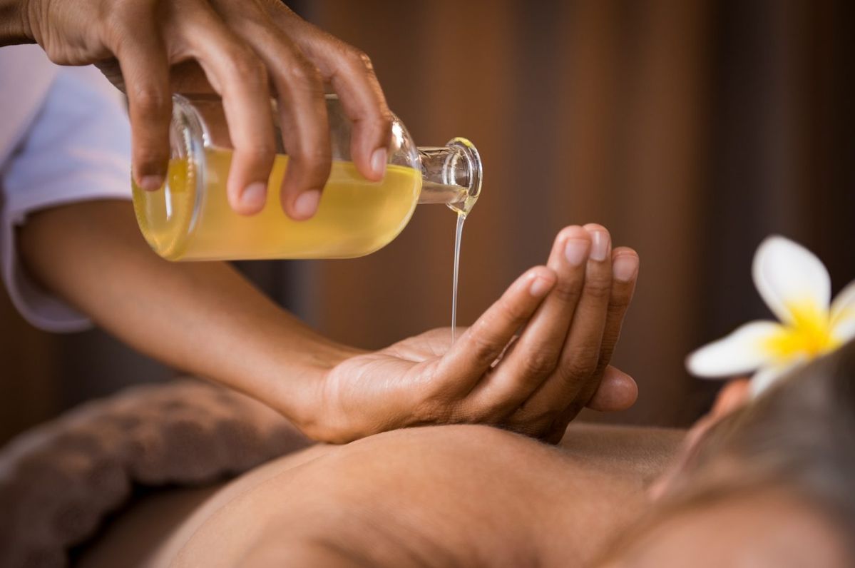 Aroma Massage